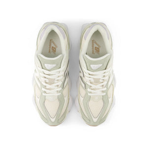 9060 "Garter Snake / Pearl Grey"